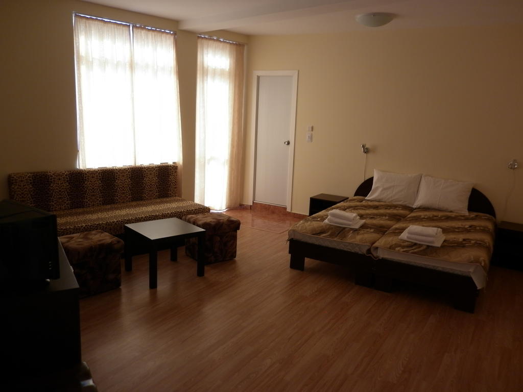 Ivanova Cheshma Guest House Varna Exterior photo